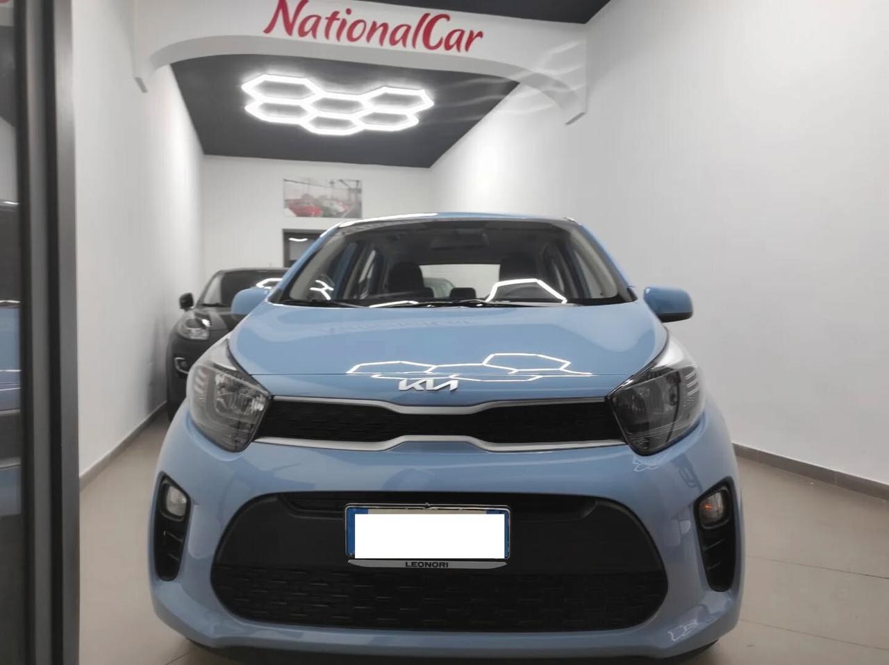Kia Picanto 2022 1.0 benzina usb comandi al volante