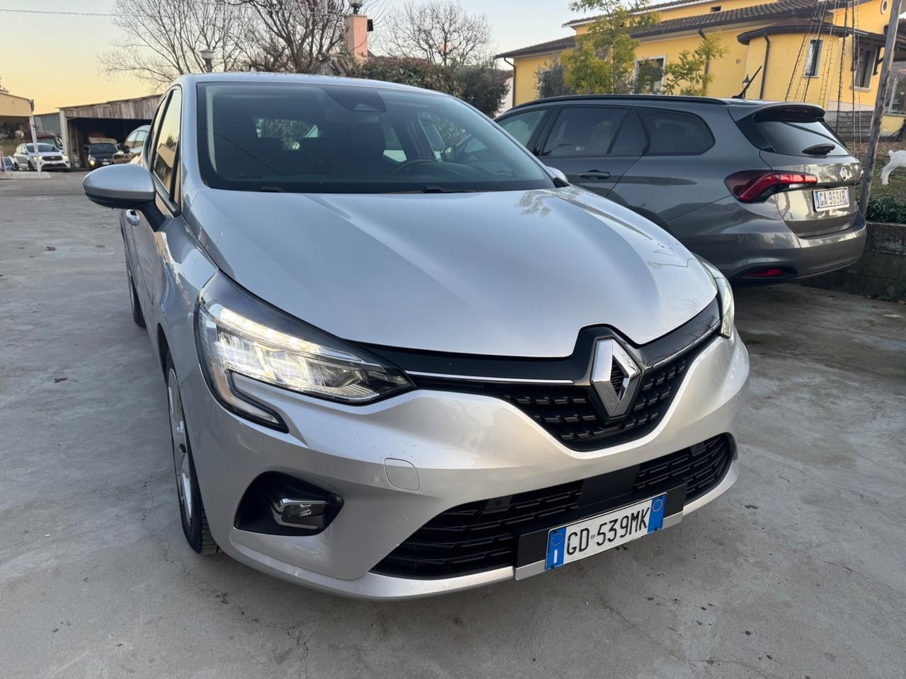 Clio Blue dCi 85 CV 5 porte Intens Full optional