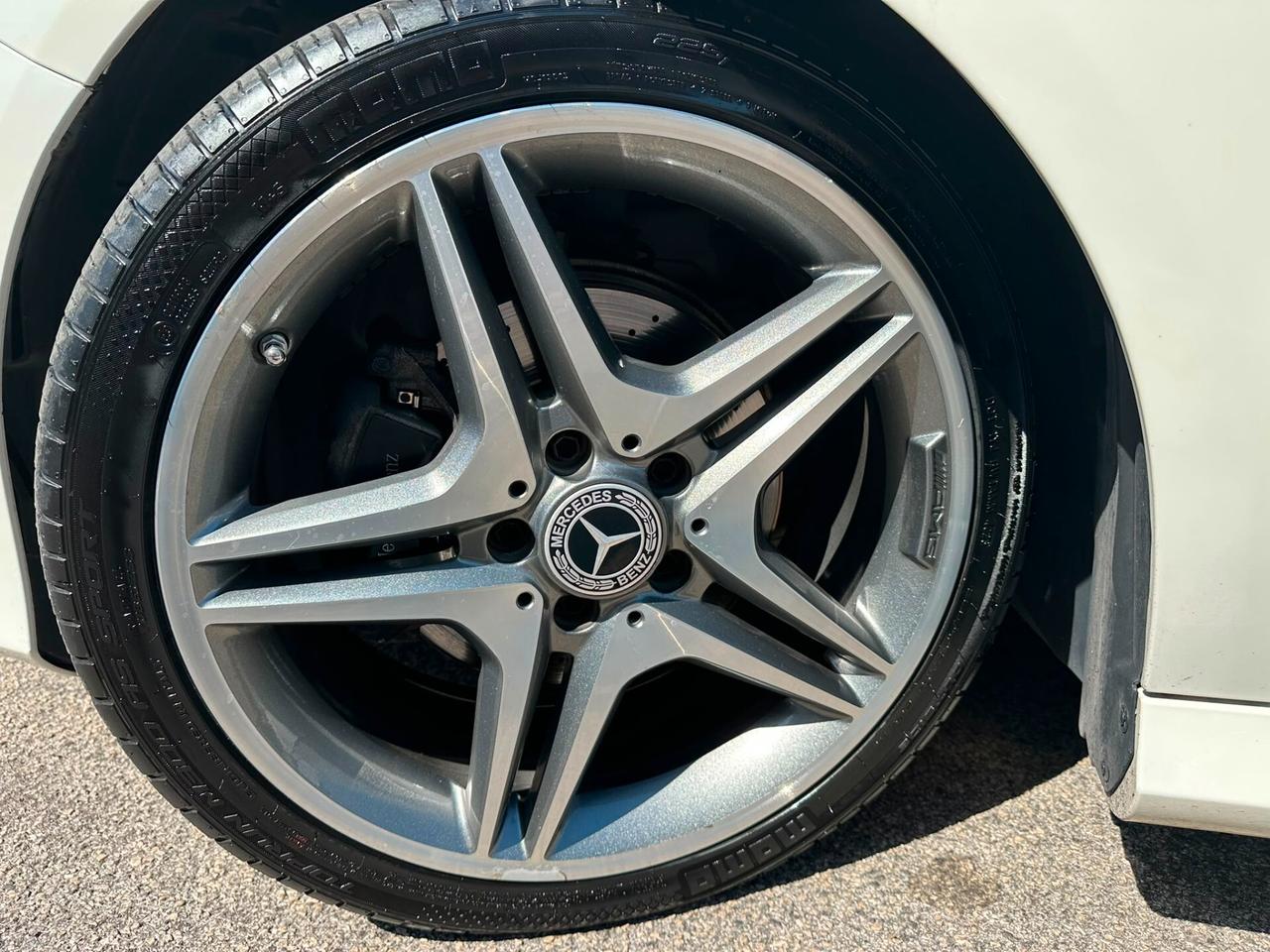 Mercedes-benz B 180 d Premium AMG