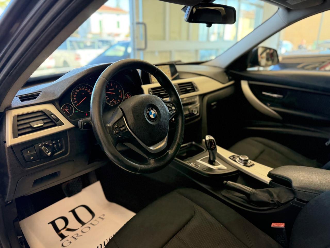 BMW 316d Touring Sport automatica okneopatentati