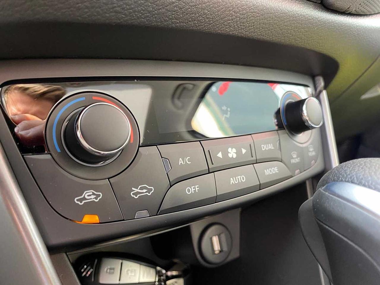 Suzuki S-Cross 1.5 140V Hybrid A/T Starview