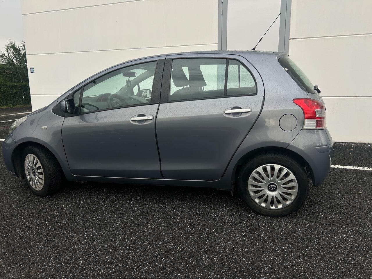 Toyota Yaris 1.3 5 porte M-MT Sol AUTOMATICA