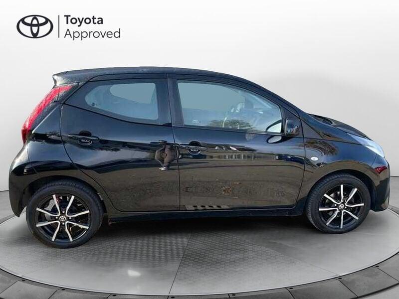 Toyota Aygo 1.0 72 CV x-play