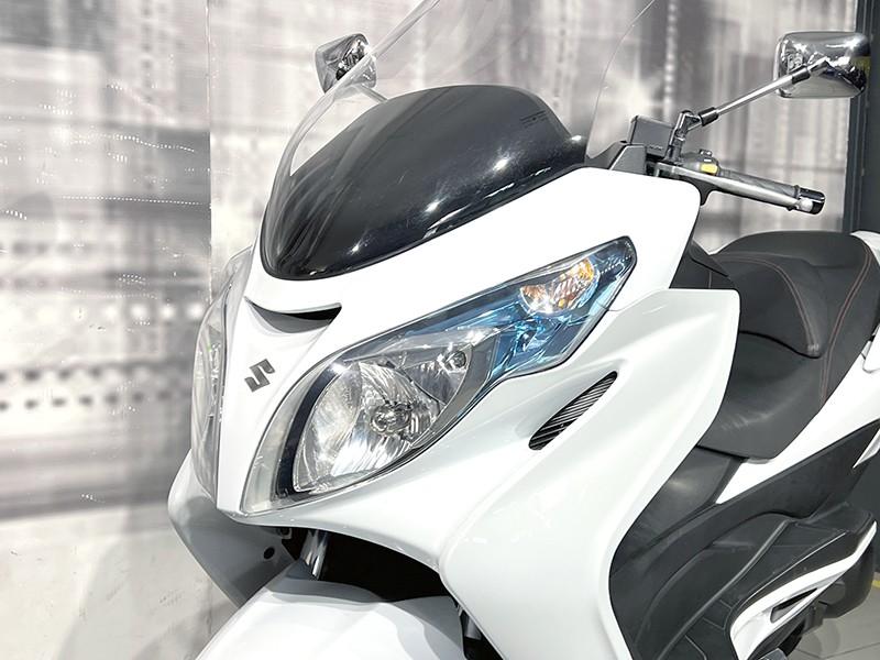 Suzuki Nuovo Burgman 400 Lux