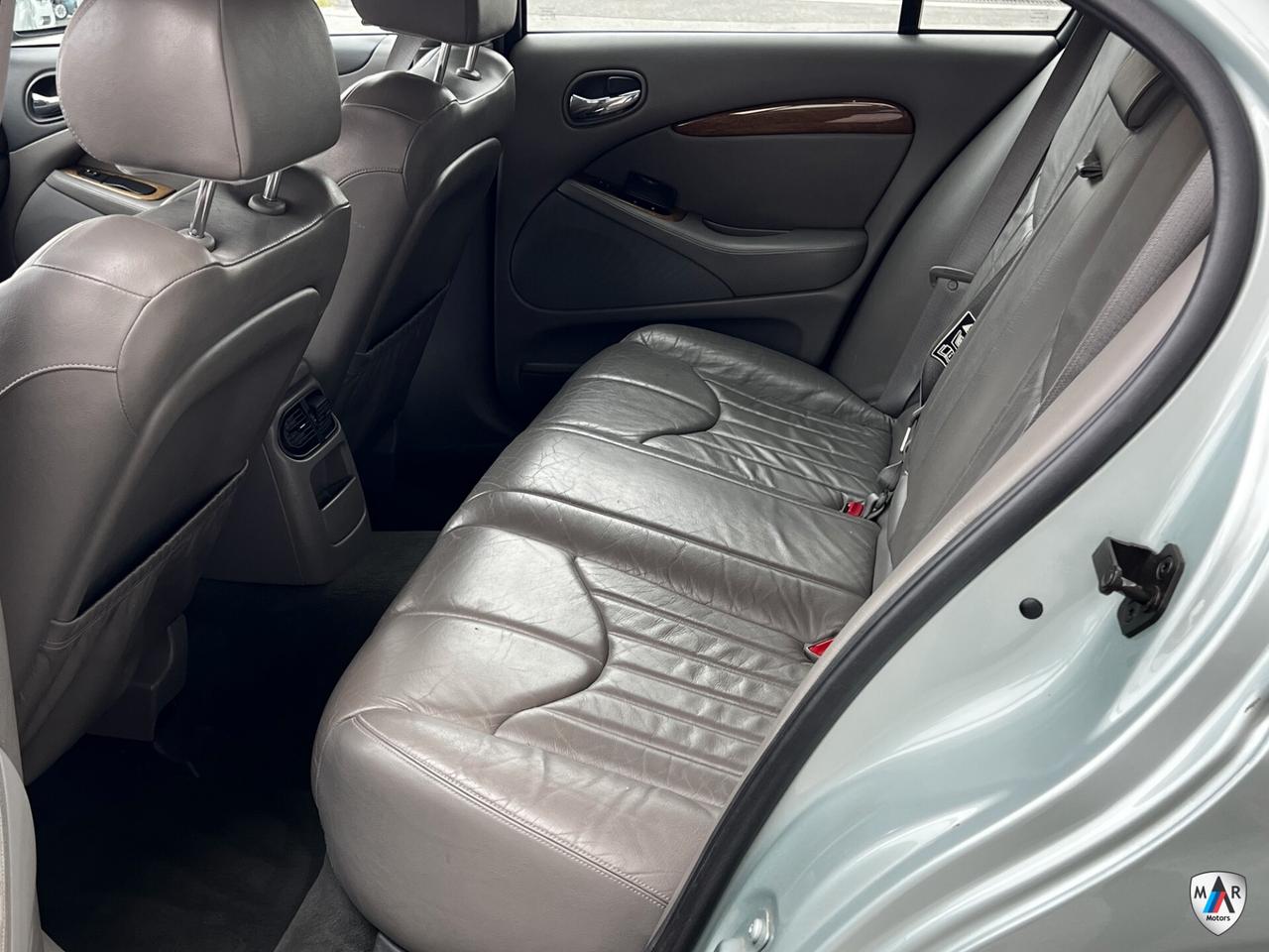 Jaguar S-Type 3.0 V6 Executive