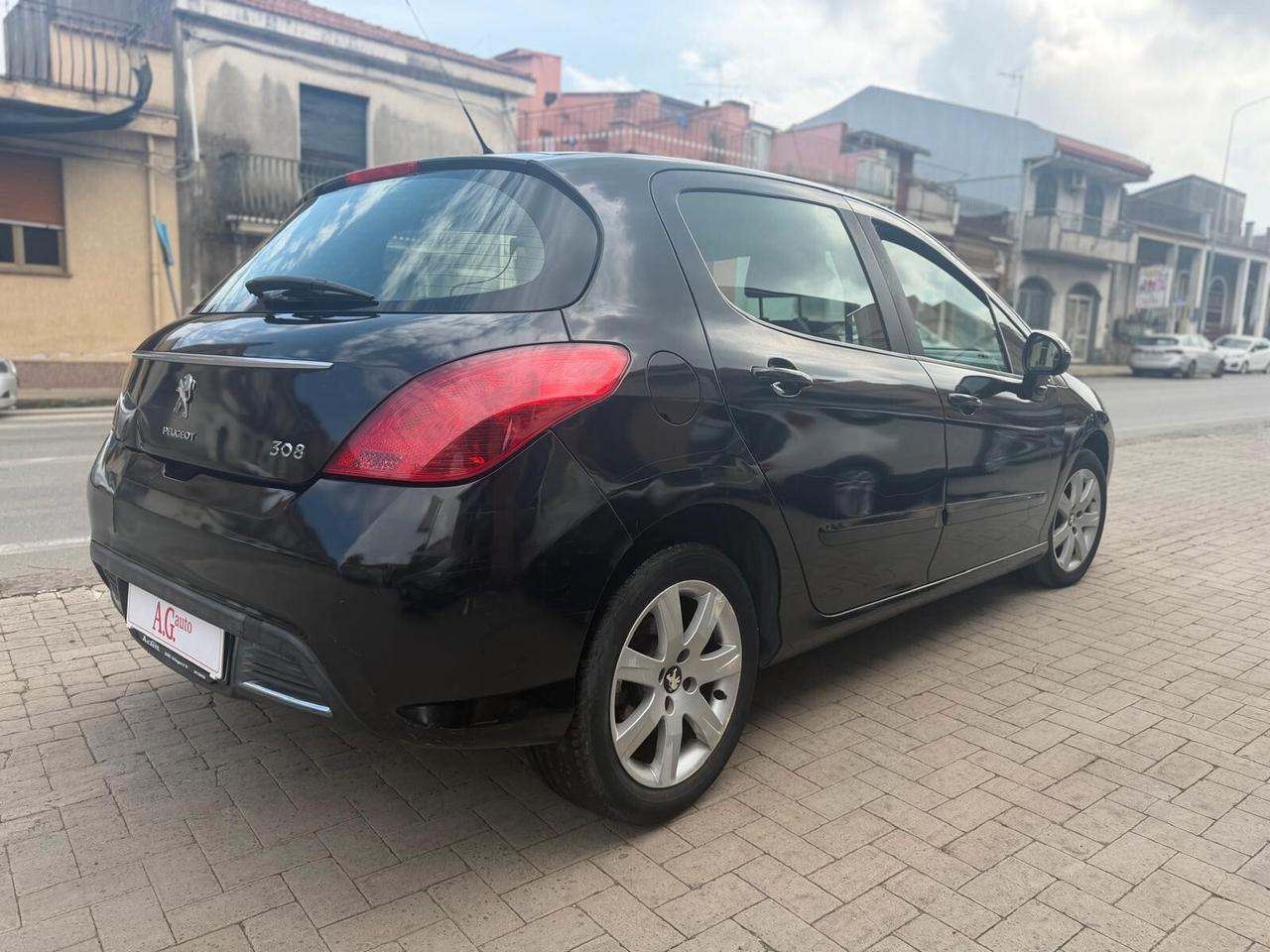 Peugeot 308 1.6 8V e-HDi 112CV Stop&Start 5p. Allure