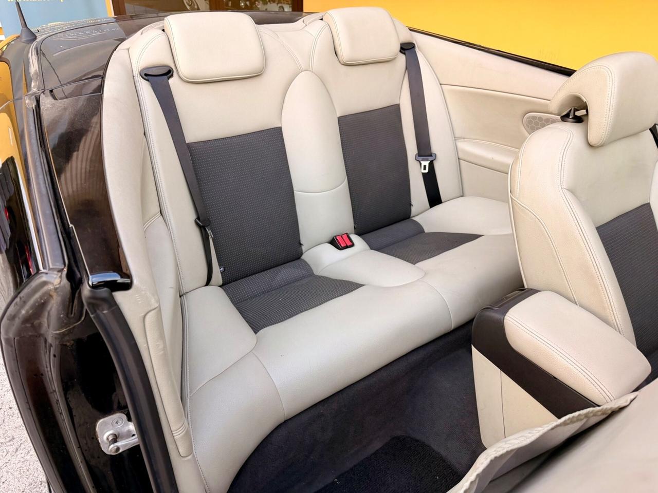 Saab 9-3 Cabriolet 1.9 TiD 16V DPF Vector Sentronic