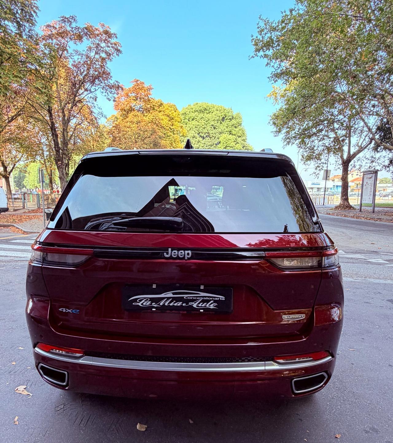 Jeep Grand Cherokee SUMMIT RESERVE
