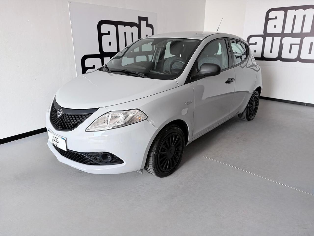 Lancia Ypsilon 1.2 69 CV Elefantino Blu