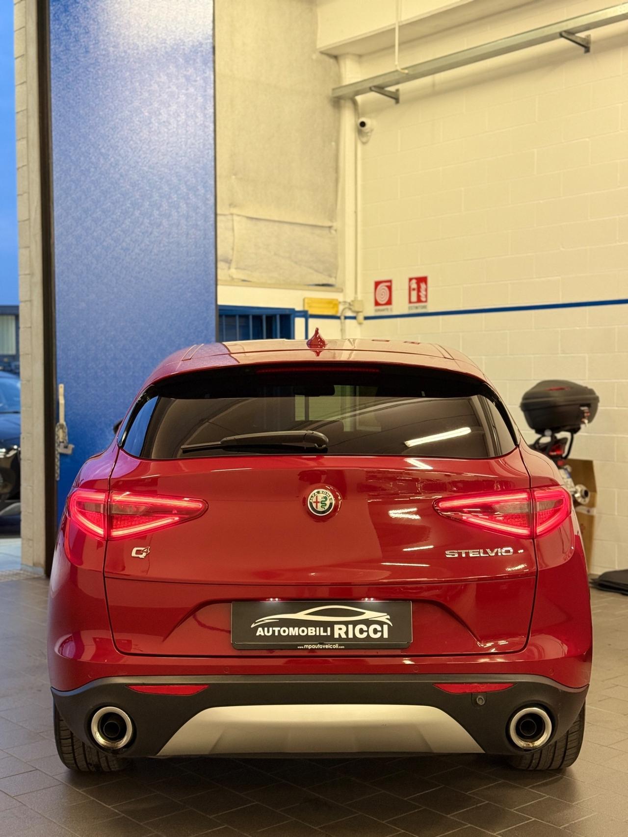 Alfa Romeo Stelvio 2.2 4X4 190 CV AT8 Q4 Sport-Tech