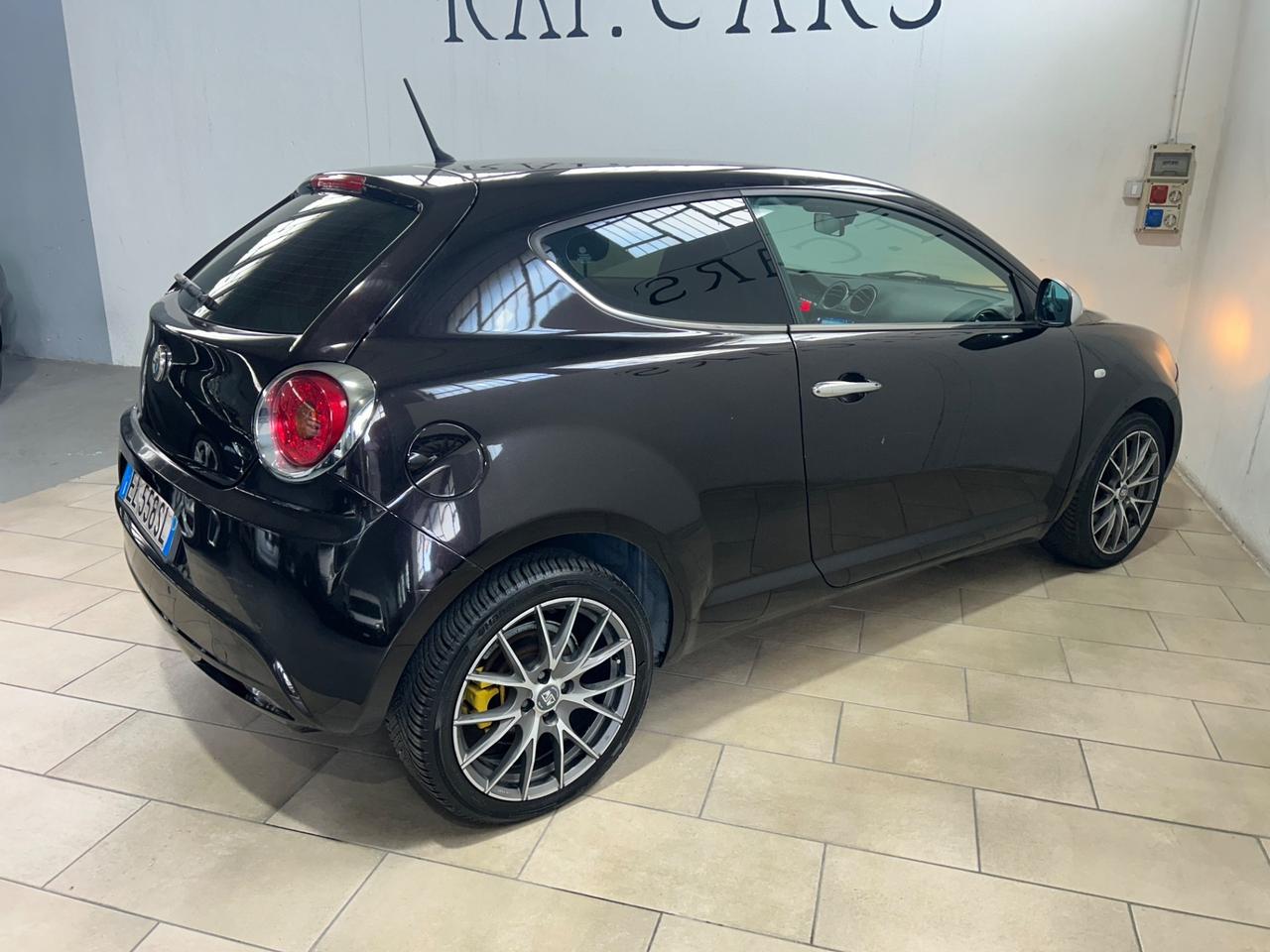 Alfa Romeo MiTo 1.3 JTDm-2 95 CV S&S Distinctive Sport Pack