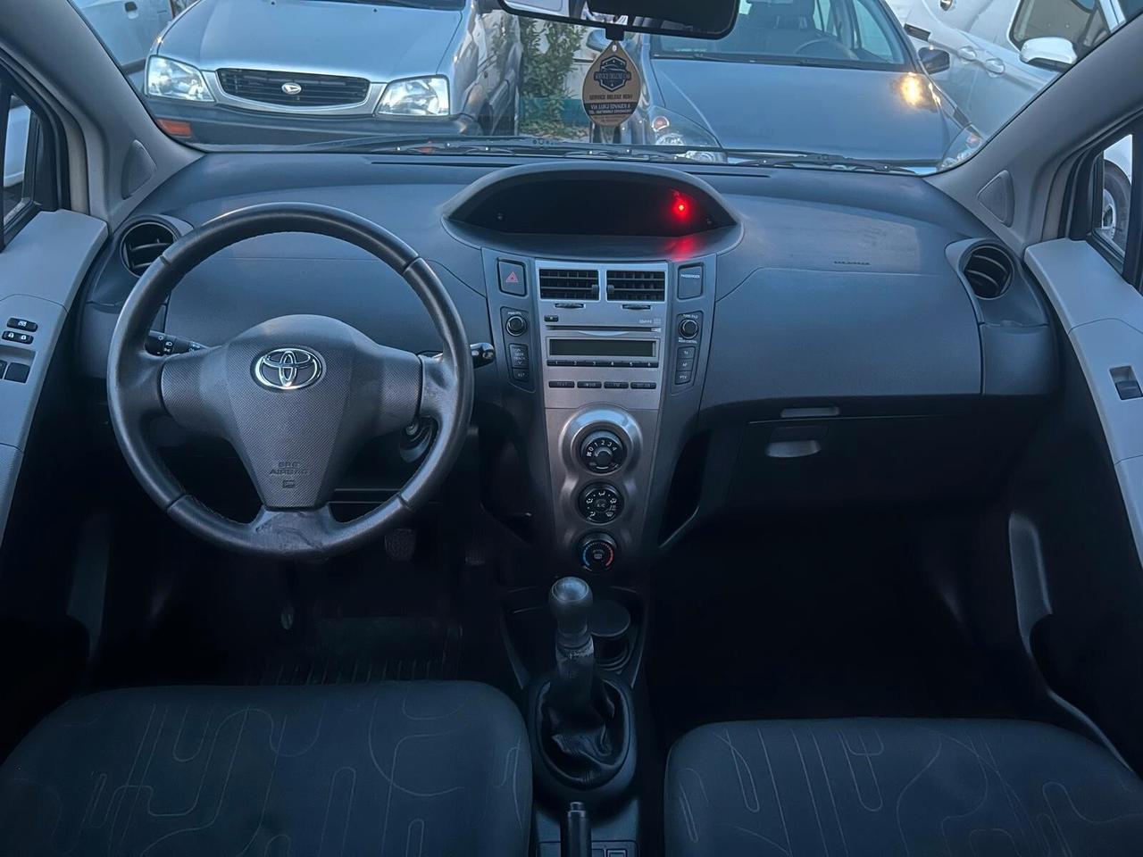 Toyota Yaris 1.0 5 porte PERFETTA - 2010