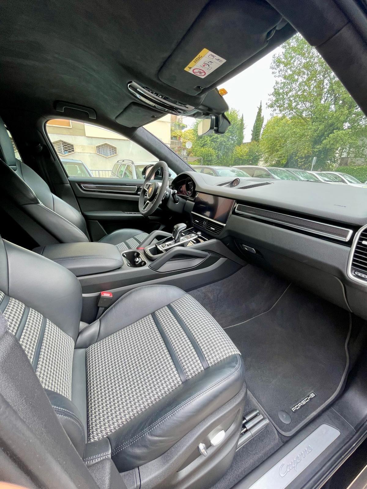 Porsche Cayenne Coupé kit GTS TAGLIANDI UFFICIALI