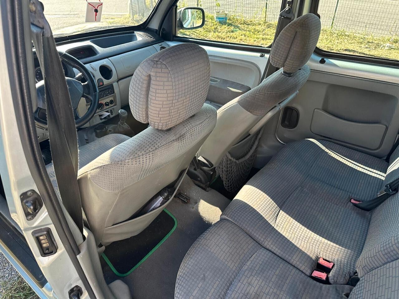 Renault Kangoo 1.2 16V 5p. Oasis