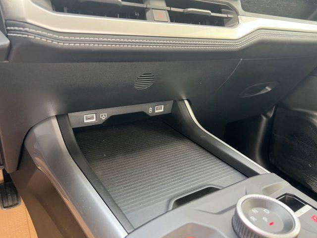 JEEP Compass E-Hybrid 1.2 TurboMHEV106kW First Edition DCT?359