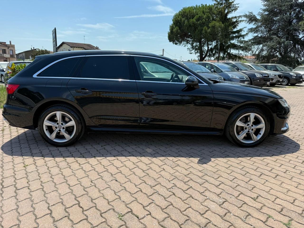 Audi A4 Avant 40 TDI S tronic S line edition