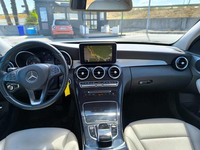 MERCEDES-BENZ C 220 d Auto Premium