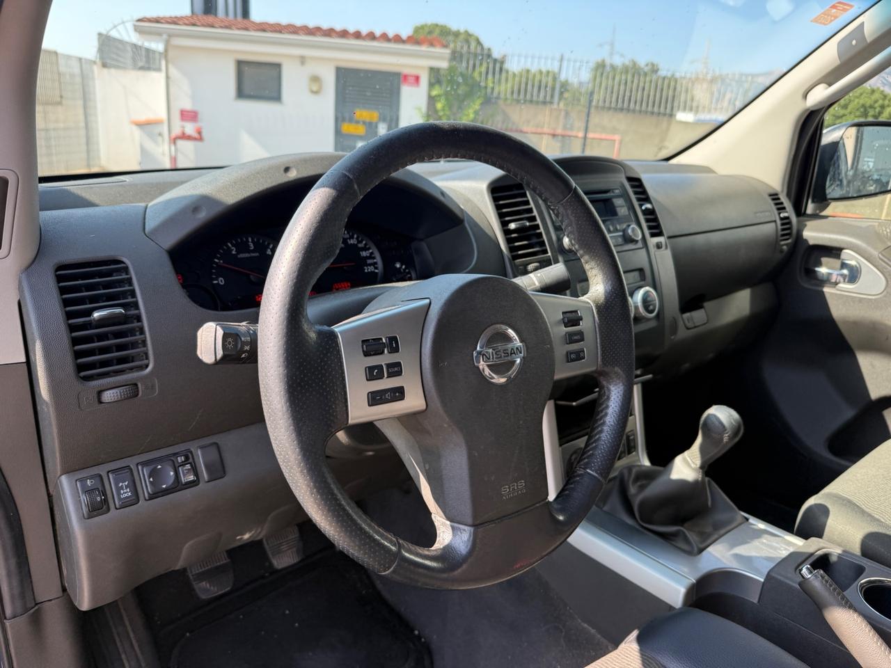 Nissan Navara 2.5 dCi 190CV 2 porte King Cab LE