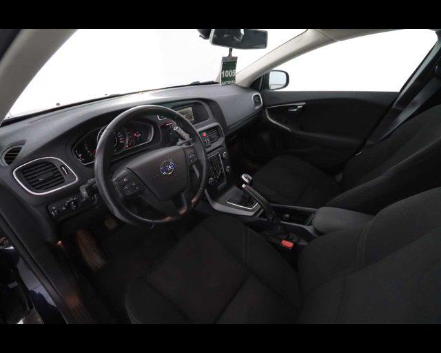 VOLVO V40 Cross Country D2 Kinetic