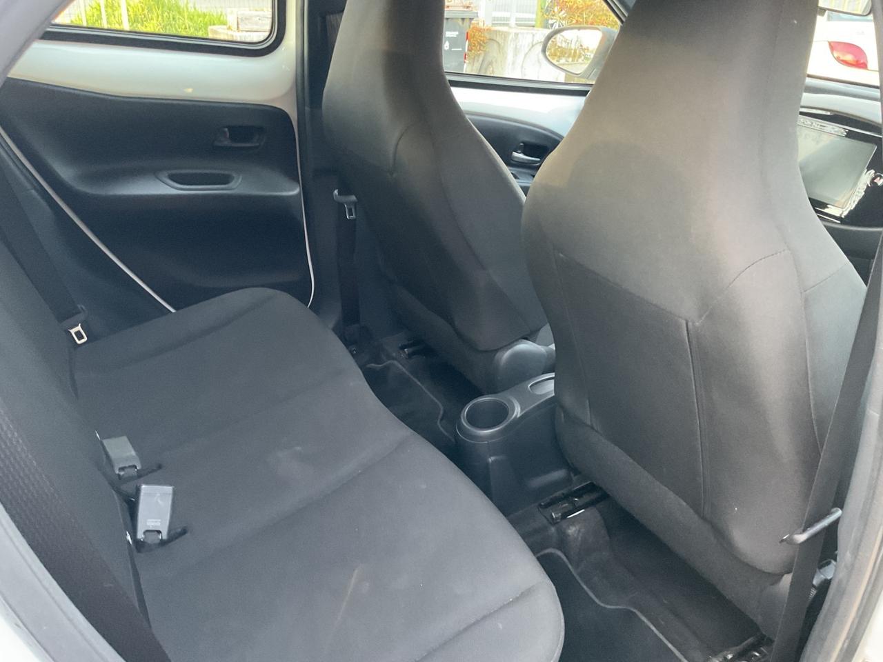 Toyota Aygo X 1.0 VVT-i 5 porte Lounge OK NEOPATENTATI