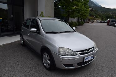 Opel Corsa 1.2 80cv 5p Silver Line