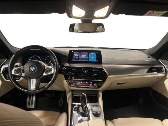 BMW 530 d xDrive 249CV Touring Luxury