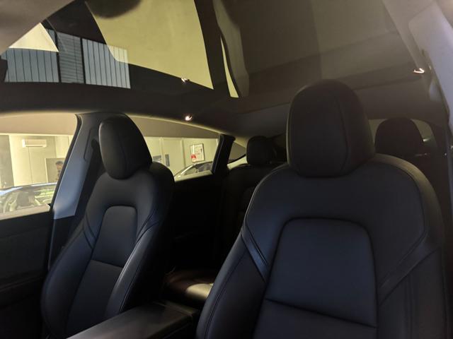 TESLA Model Y DUAL MOTOR (LONG RANGE AWD)