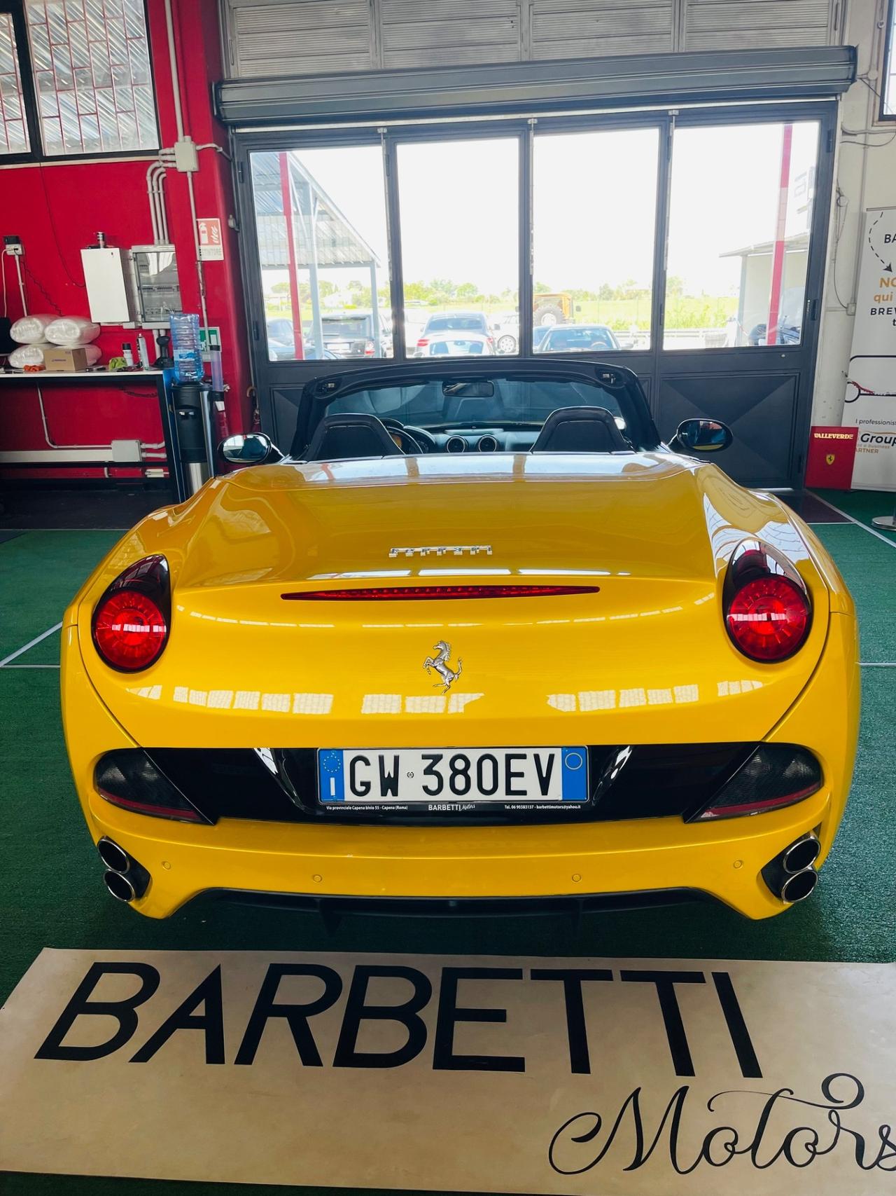Ferrari California DCT Tailor Made PERMUTE RATE