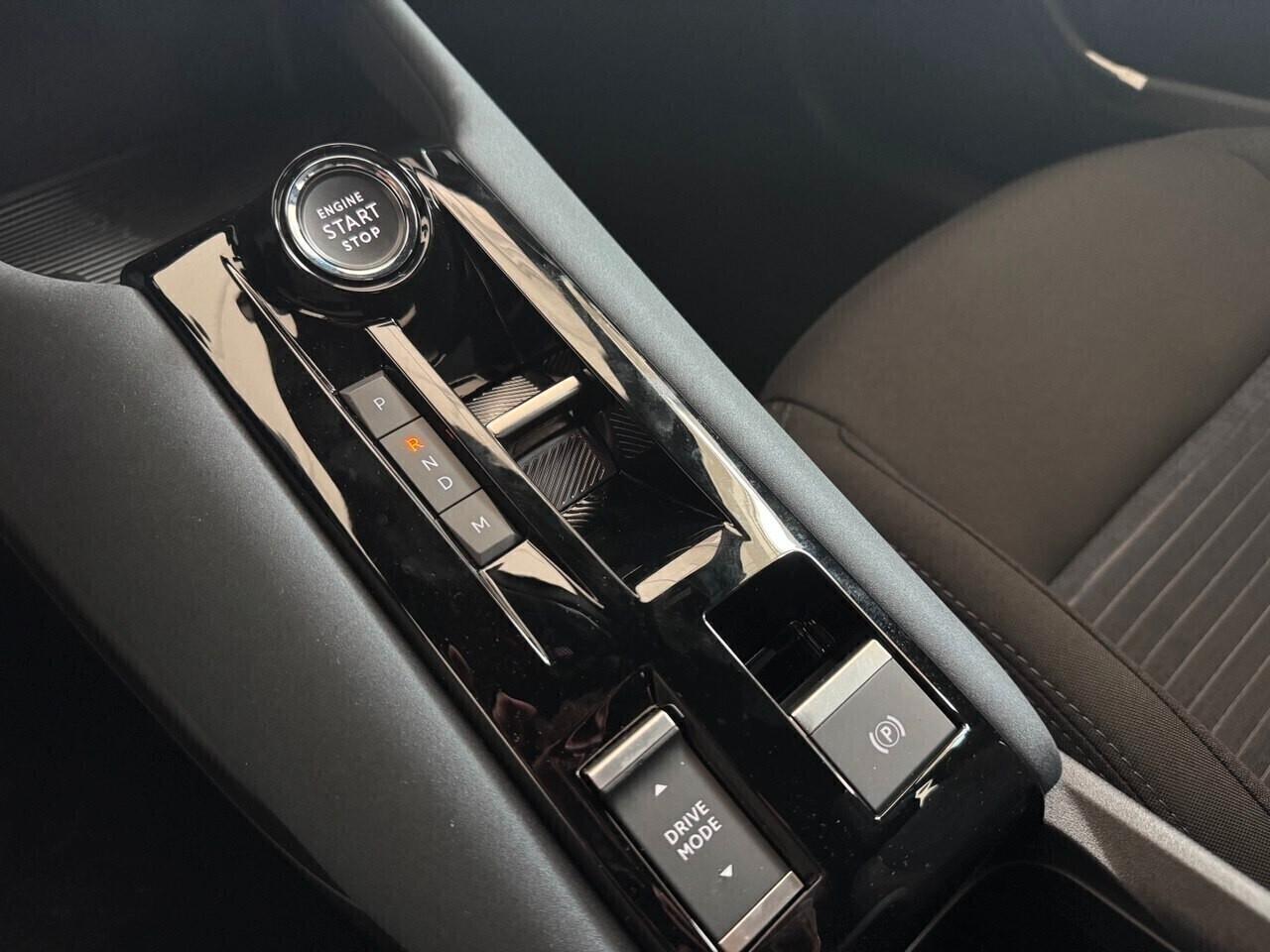 Alfa Romeo Junior HYBRID 145 CV. KM.0