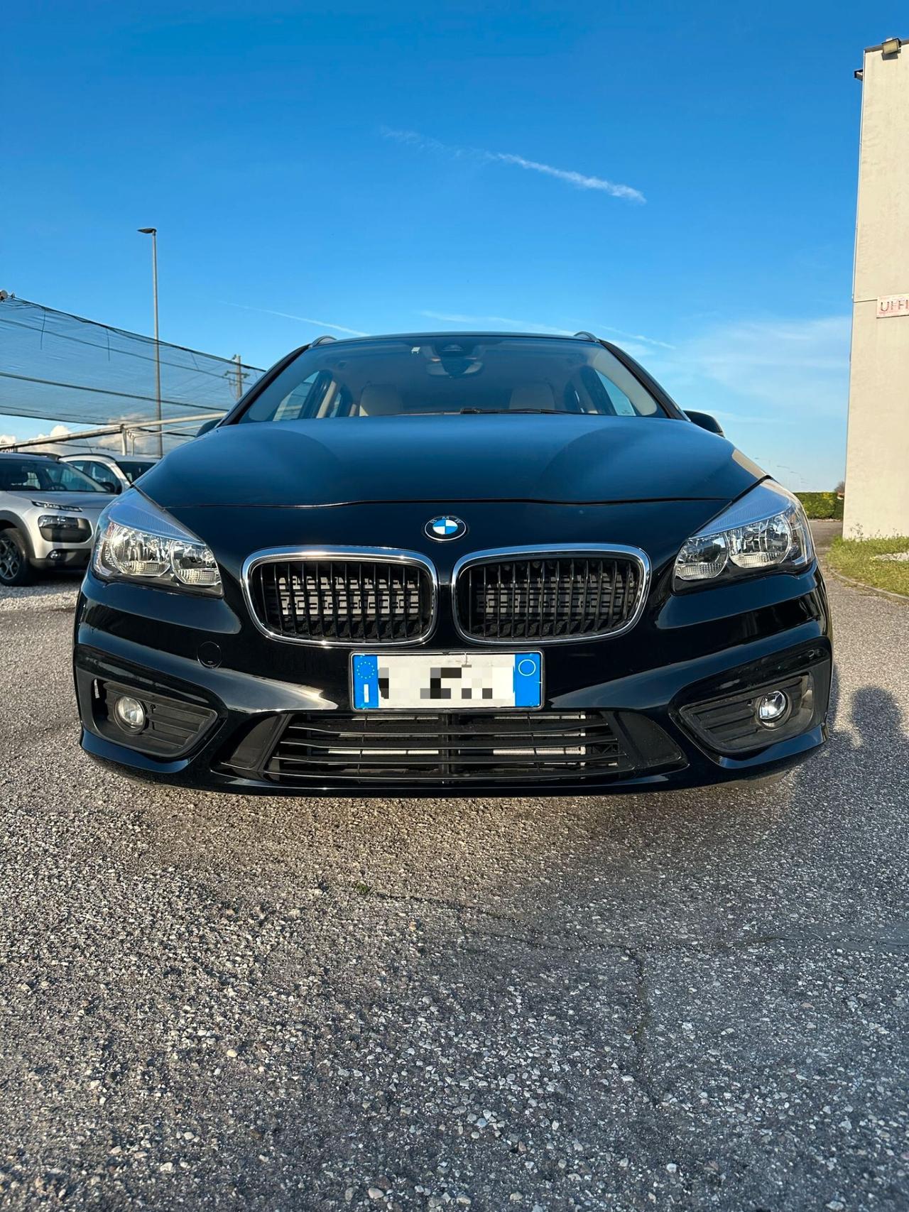 BMW 218d xDrive 2016