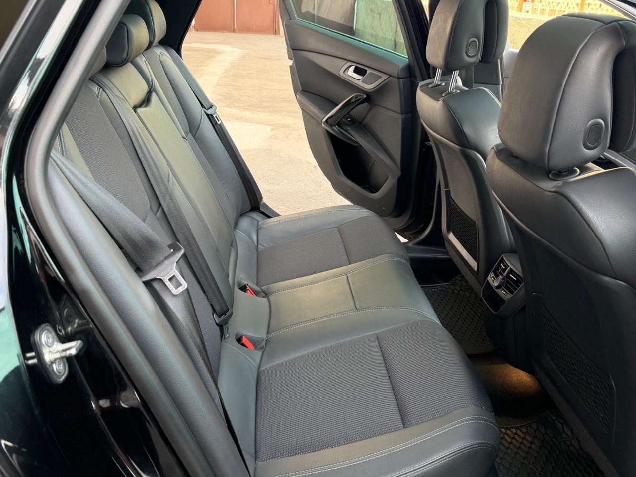 Peugeot 508 RXH Hybrid 4x4 FULL FULL
