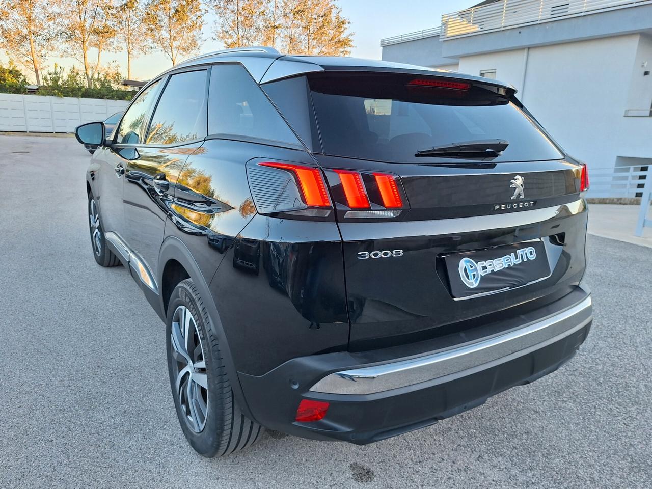 Peugeot 3008 ALLURE PACK 1.5 HDi 130 S&S EAT8 NAV+RETROCAM. 2021