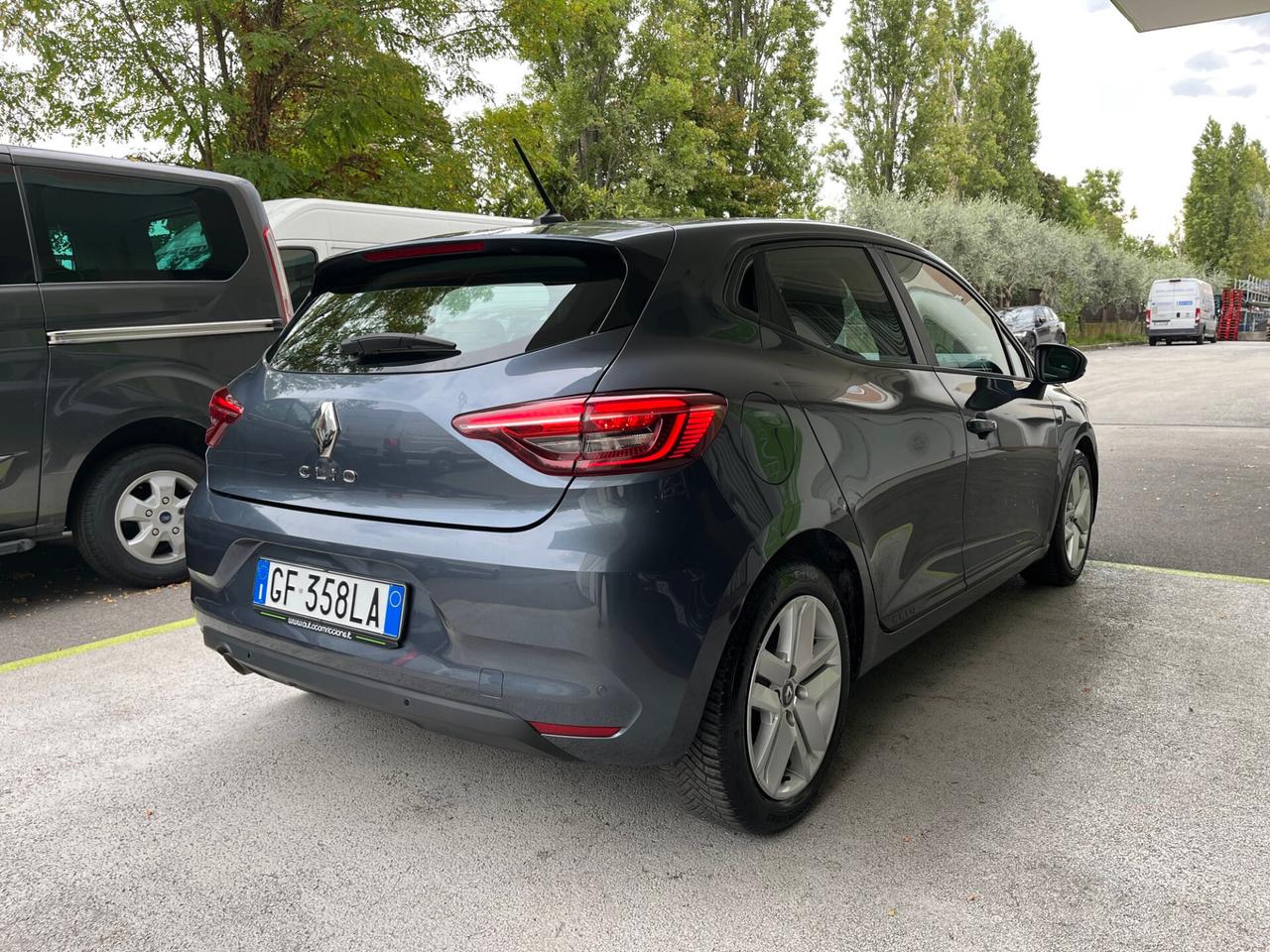 Renault Clio 1.0 tce Zen 90Cv Unip GARANZIA 24 MESI