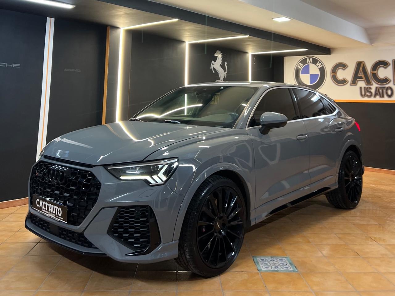 Audi Q3 RS quattro S tronic