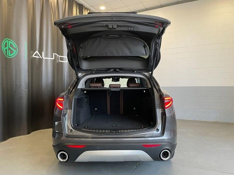 Alfa Romeo Stelvio Stelvio 2.2 t Executive Q4 210cv auto my19