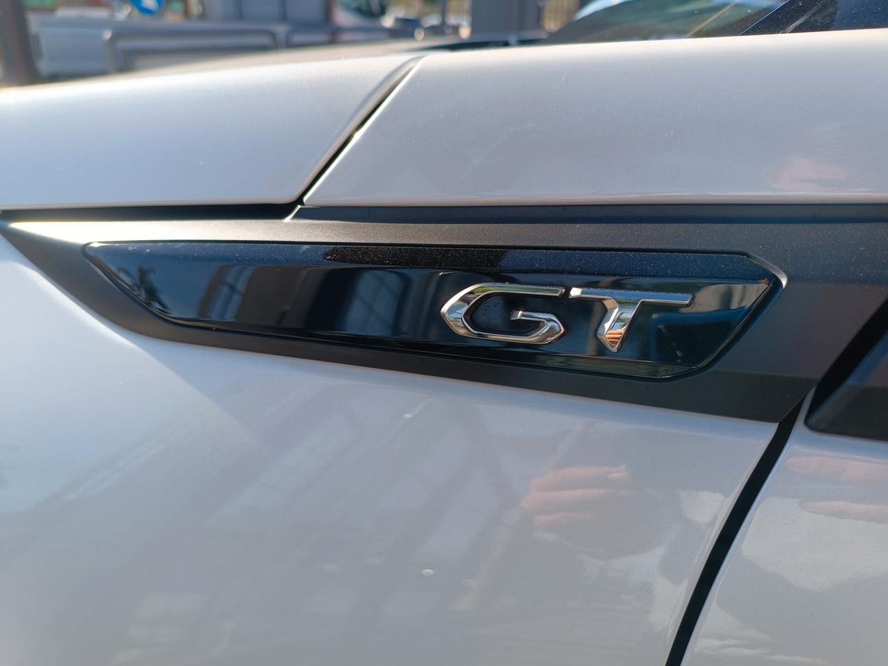 Peugeot 2008 BlueHDi 130 S&S EAT8 GT