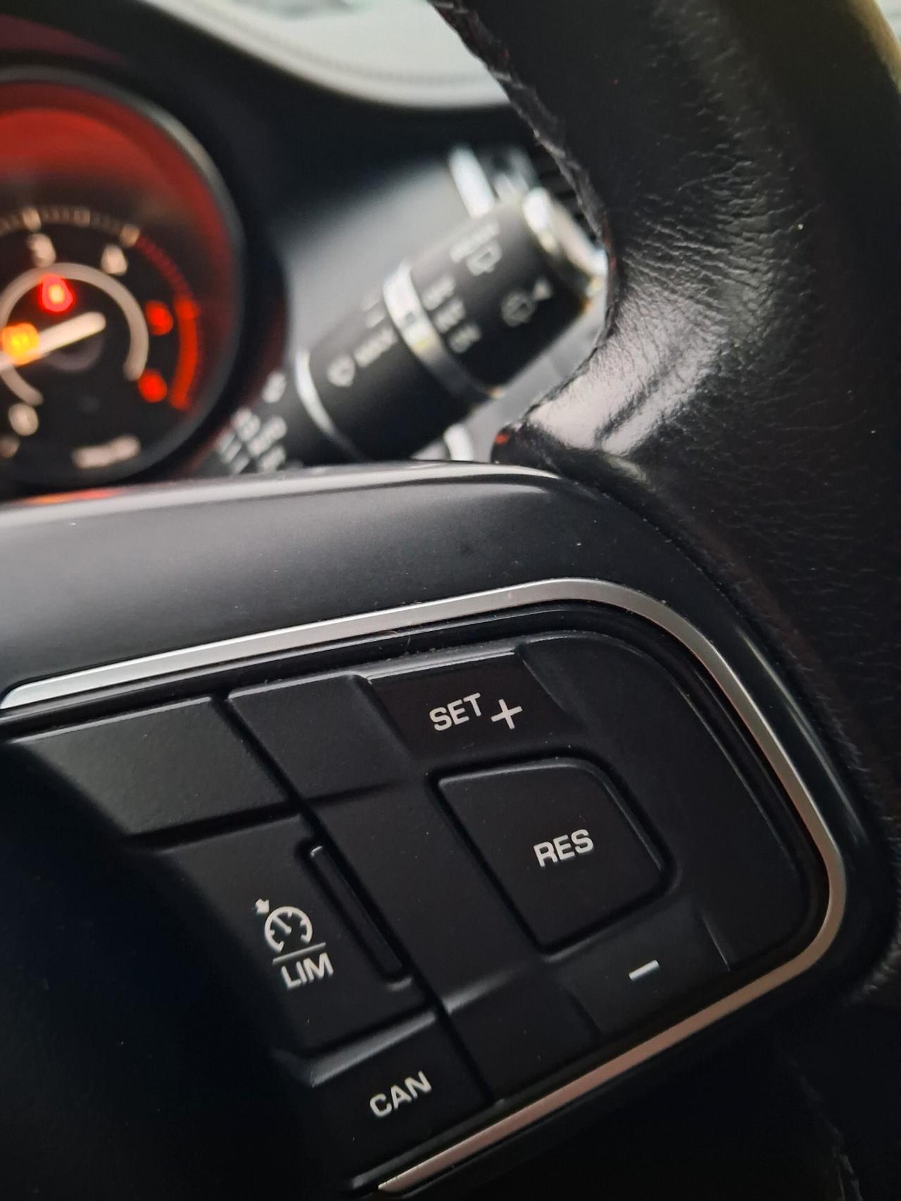 Jaguar E-Pace 2.0D 150 CV S Bianco Perla