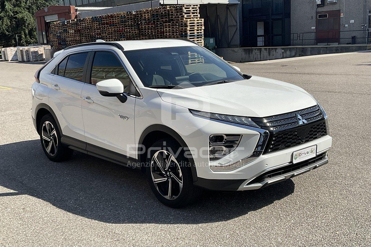 MITSUBISHI Eclipse Cross 2.4 MIVEC 4WD PHEV Instyle SDA Pack 0