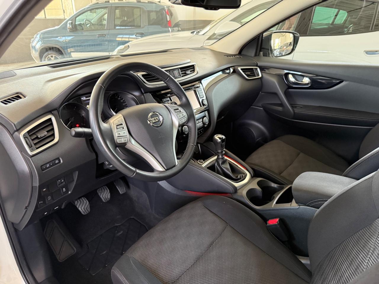 Nissan Qashqai 1.5 dCi N-Connecta