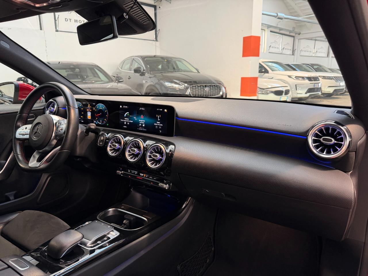 Mercedes-benz A 200 Premium AMG-LUCI-SCHERMI GRANDI