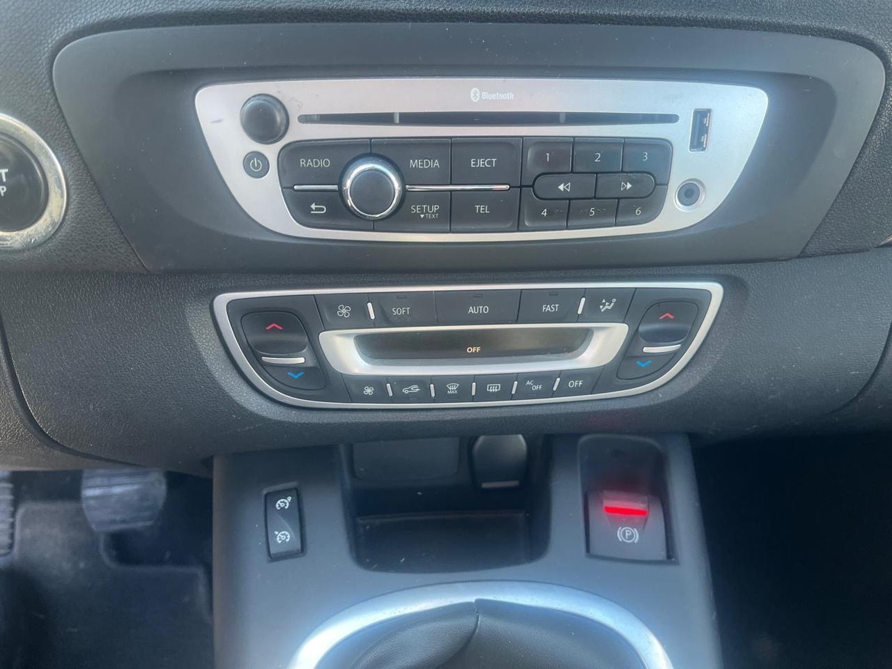 Renault scenic-c-mode-1.5 dci-full-2014