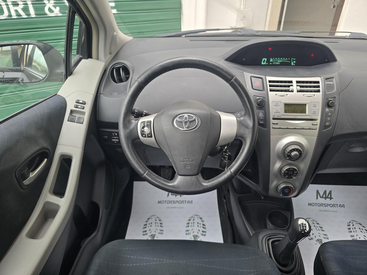 Toyota Yaris 1.3 5 porte Sol