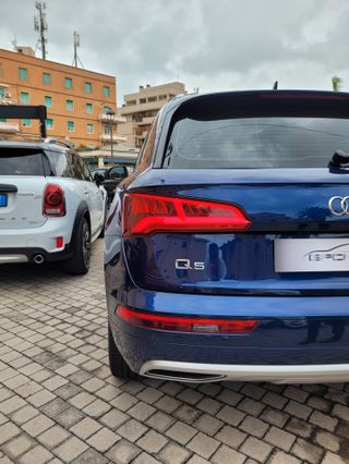 Audi Q5 40 TDI quattro S tronic Business Design