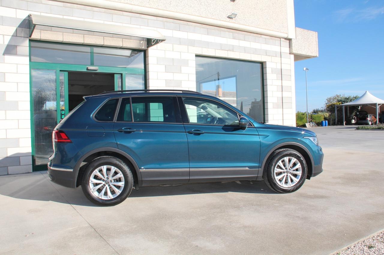 Volkswagen Tiguan 2.0 TDI SCR Life (KW 90 - CV 122 Neopatentati)