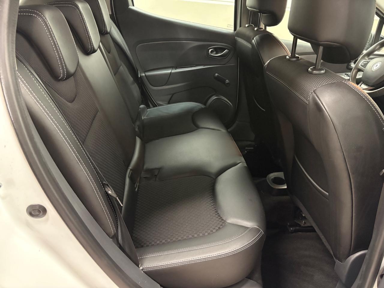 Renault Clio dCi 8V 90 CV 5 porte Duel2 FARI MATRIX LED