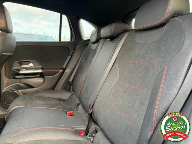 MERCEDES-BENZ GLA 180 d Automatic Premium