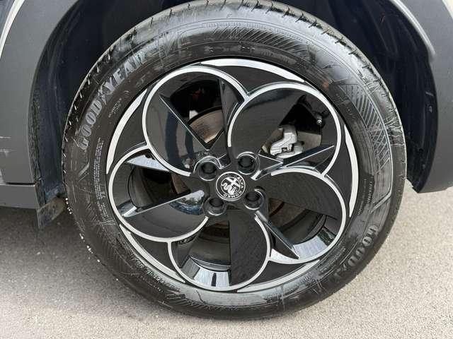 Alfa Romeo Junior Elettrica 156cv Avorio PROMO FIN