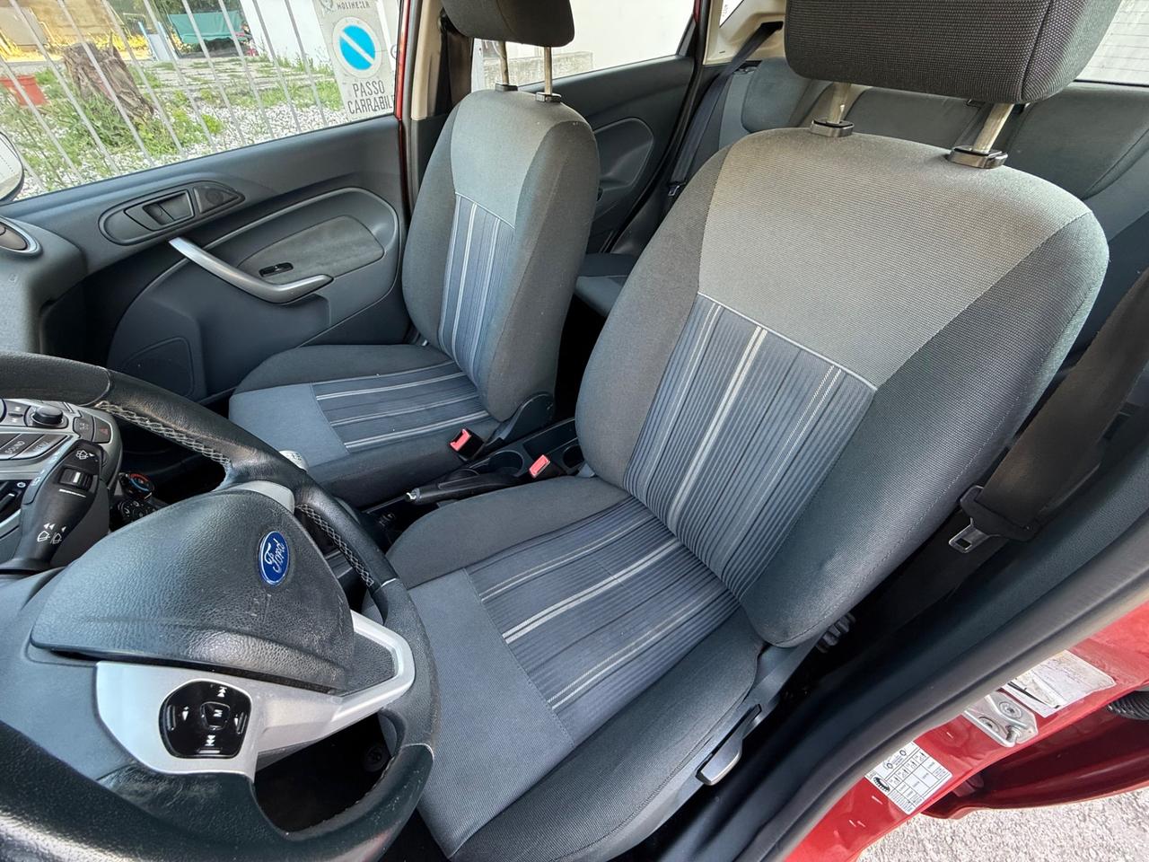 Ford Fiesta 1.2 BENZINA 5P. POCHI KM SOLO 88 MILA