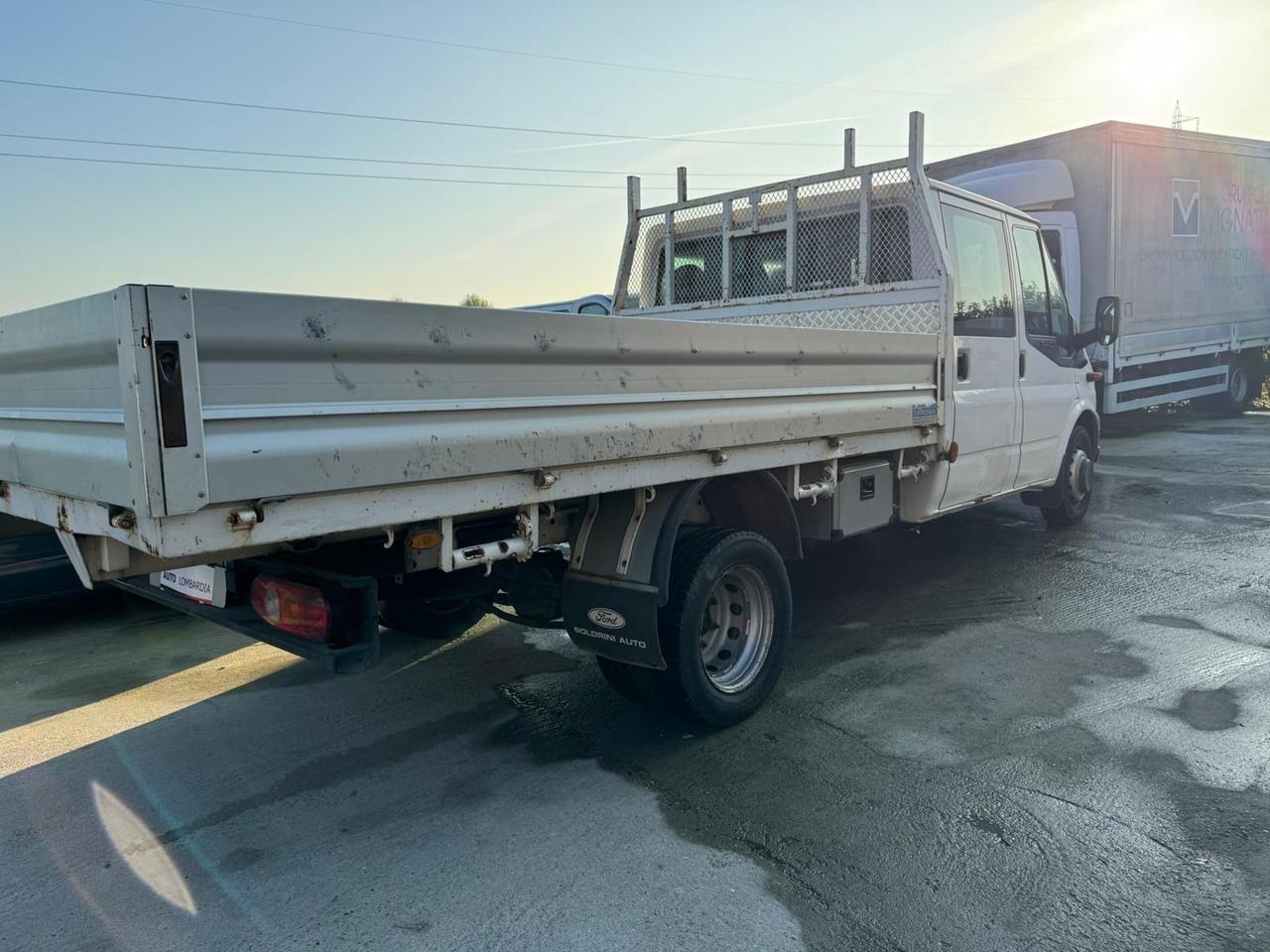 Ford Transit 7 posti (la testata da rifare)