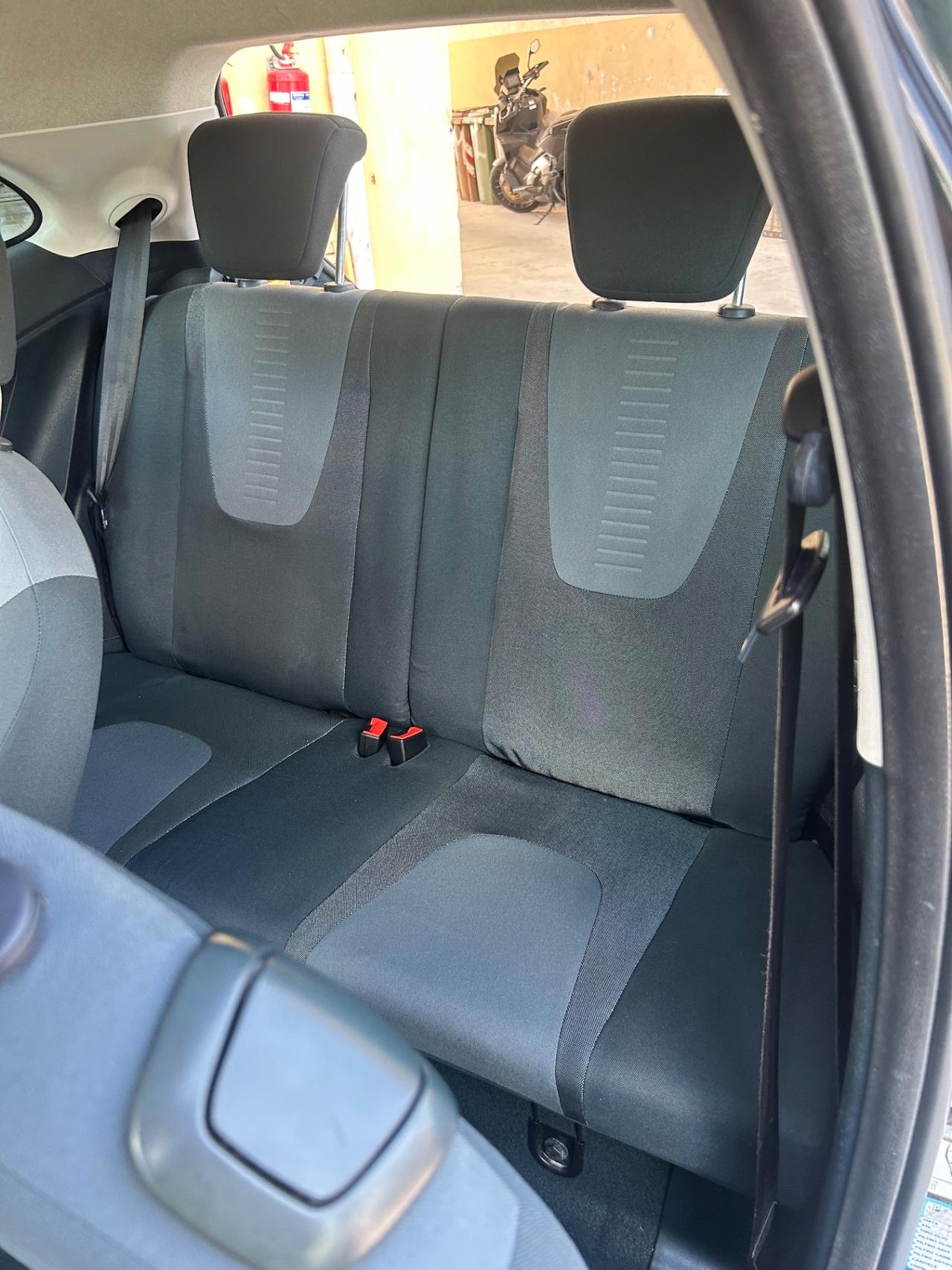 Ford Ka 1.2 8V 69CV Titanium